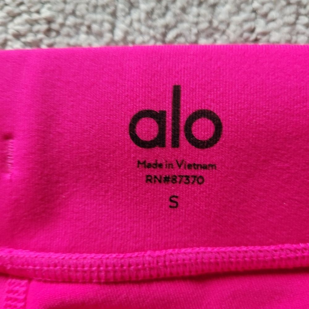 Alo 7/8 High-Waist Checkpoint Legging Size Small in Neon Pink - Picture 3 of 8